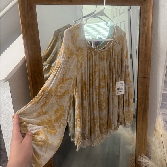 Free People Tops - BNWT Free People Top